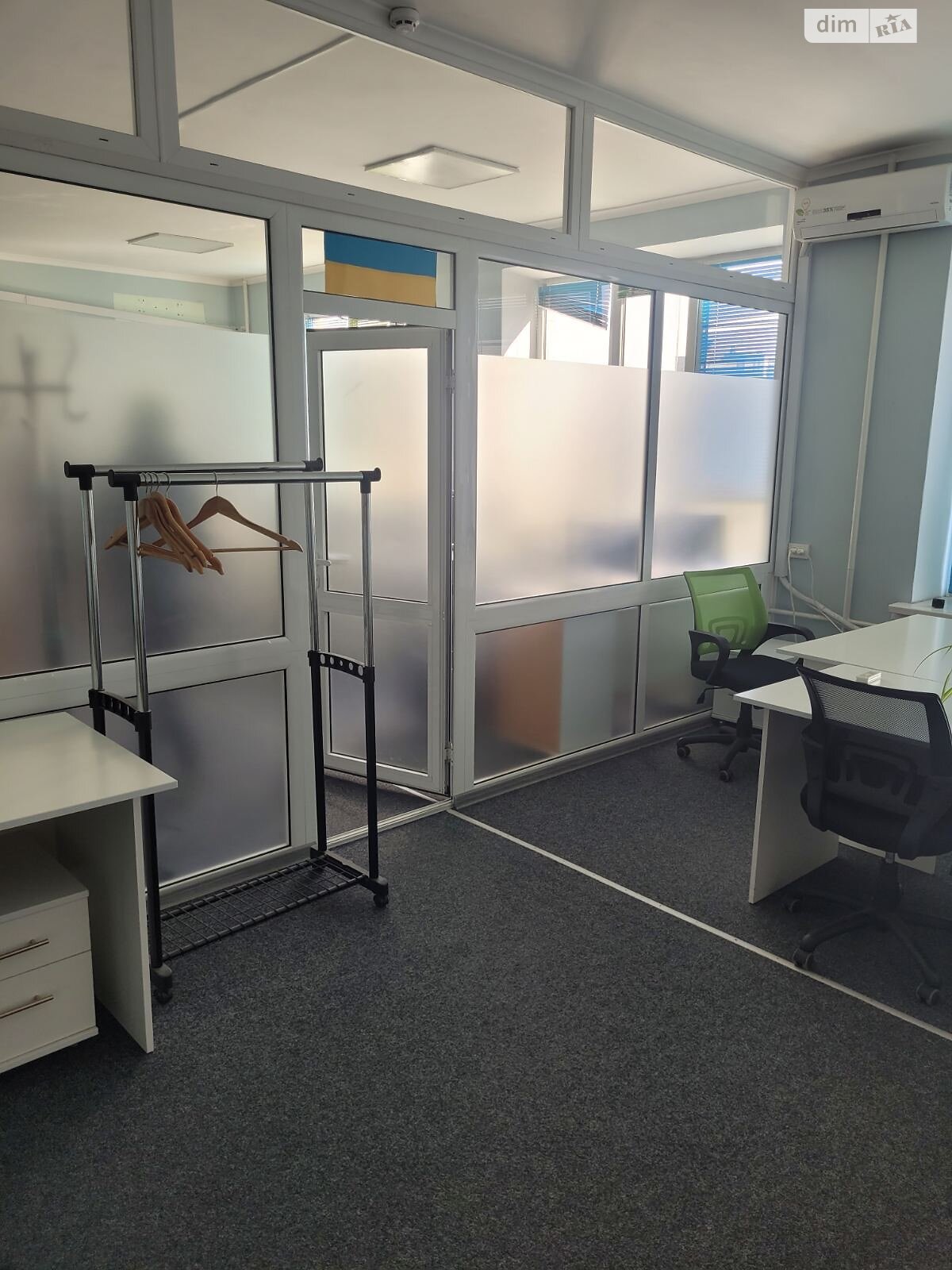 Оренда офісного приміщення в Тернополі, Торговиця (Живова Анатолія) вулиця 32А, приміщень - 6, поверх - 4 фото 1