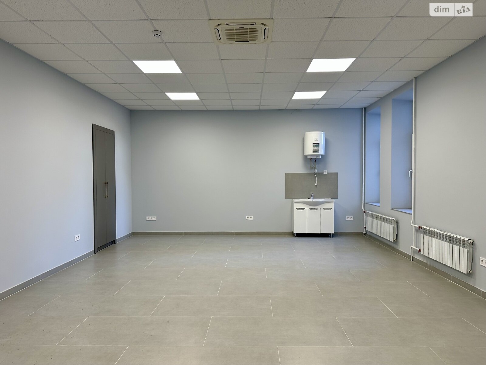 Аренда офисного помещения в Тернополе, Торговица (Живова Анатолия) улица, помещений - 1, этаж - 1 фото 1 Аренда офисного помещения в Тернополе, Торговица (Живова Анатолия) улица, помещений - 1, этаж - 1 фото 1