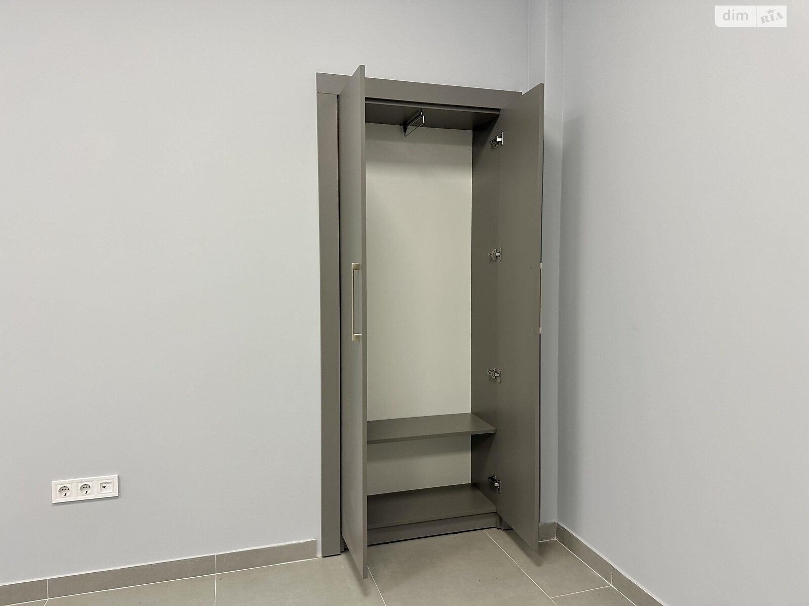 Аренда офисного помещения в Тернополе, Торговица (Живова Анатолия) улица, помещений - 1, этаж - 1 фото 1 Аренда офисного помещения в Тернополе, Торговица (Живова Анатолия) улица, помещений - 1, этаж - 1 фото 1