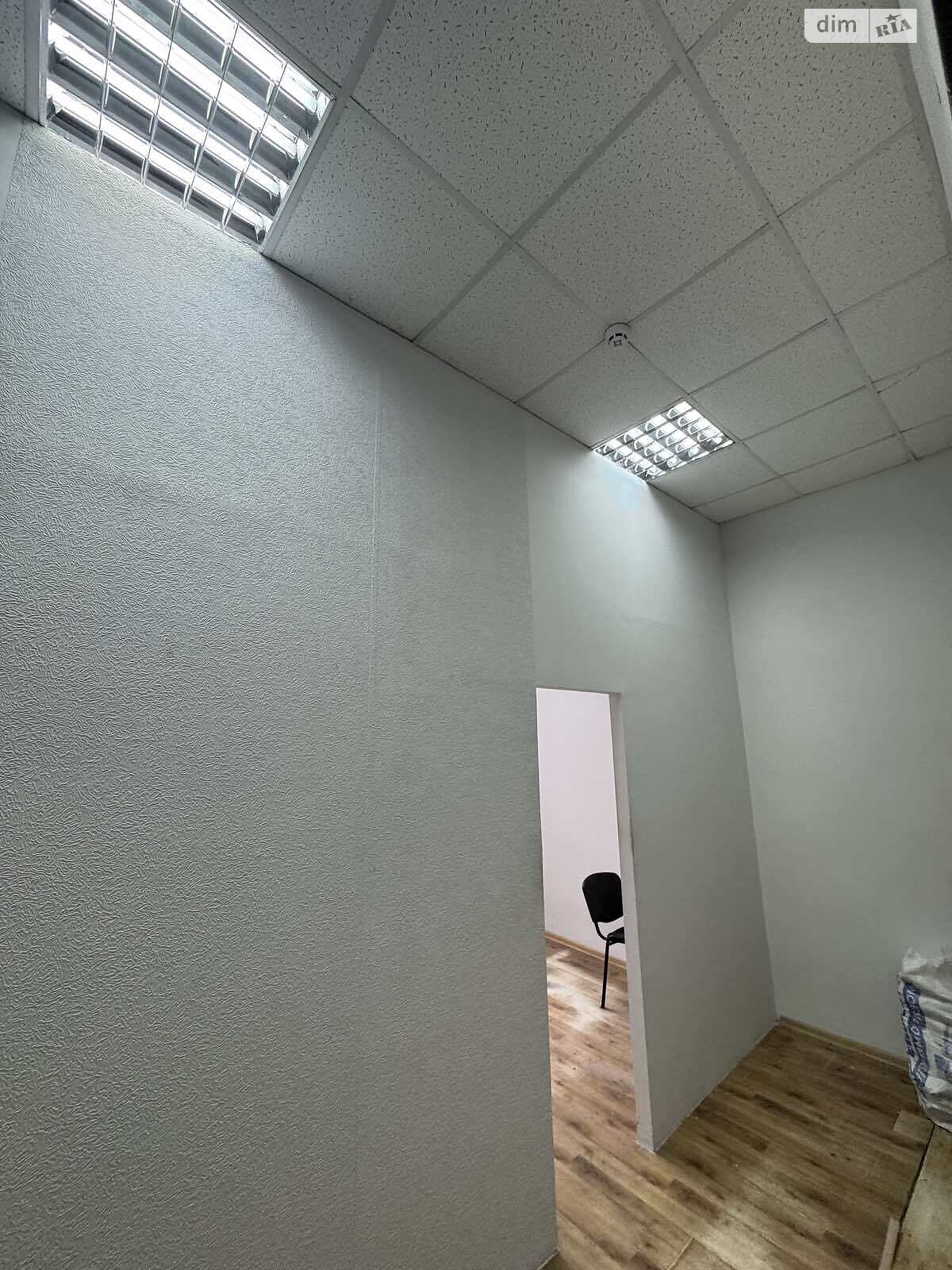 Аренда офисного помещения в Тернополе, Вячеслава Черновола улица 1, помещений -, этаж - 2 фото 1 Аренда офисного помещения в Тернополе, Вячеслава Черновола улица 1, помещений -, этаж - 2 фото 1