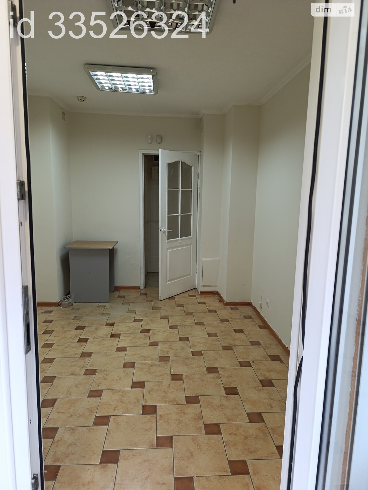 Оренда офісного приміщення в Тернополі, Київська вулиця, приміщень -, поверх - 1 фото 1 Оренда офісного приміщення в Тернополі, Київська вулиця, приміщень -, поверх - 1 фото 1