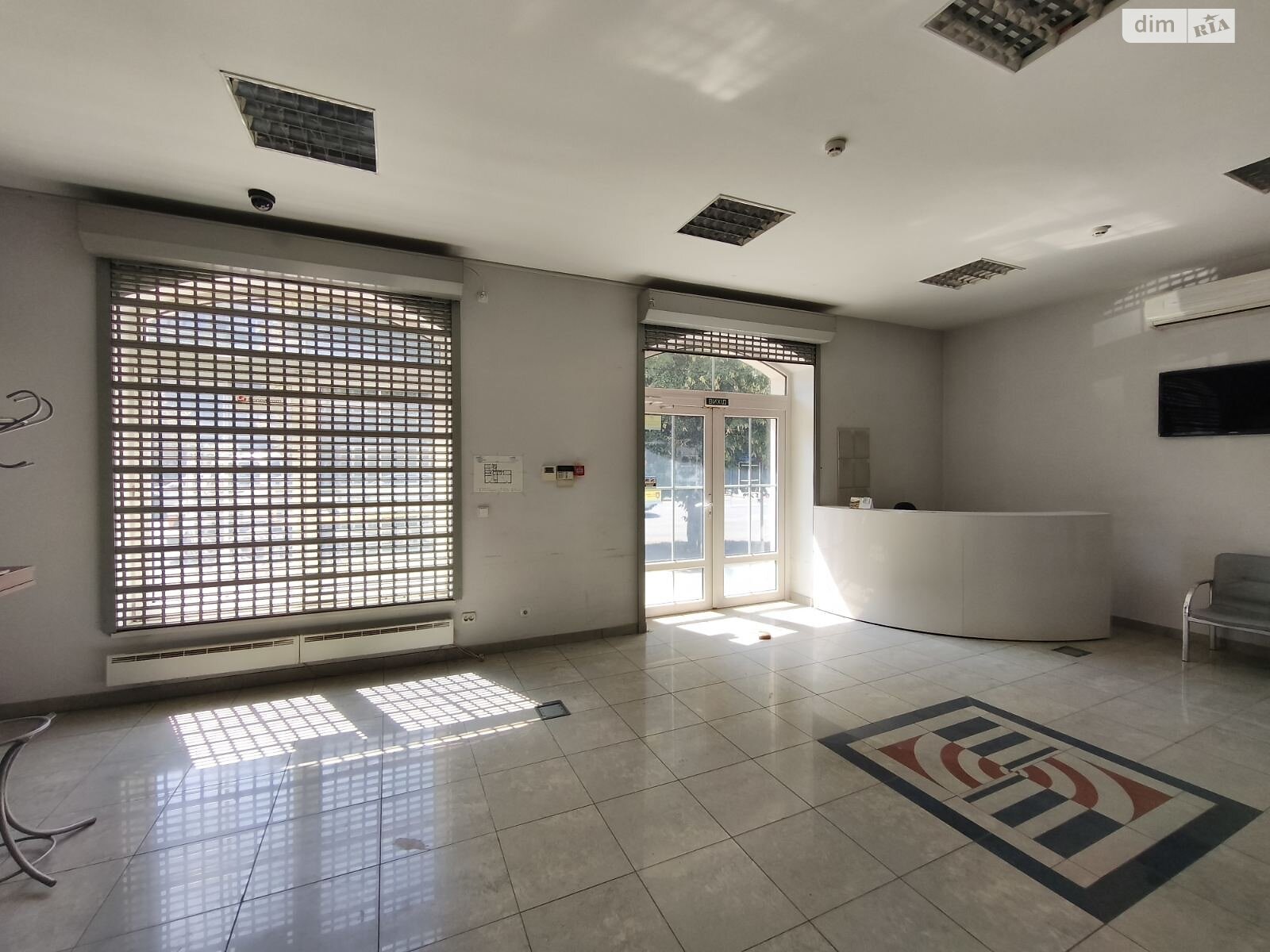 Аренда офисного помещения в Ужгороде, Чендея Ивана улица, помещений -, этаж - 1 фото 1 Аренда офисного помещения в Ужгороде, Чендея Ивана улица, помещений -, этаж - 1 фото 1