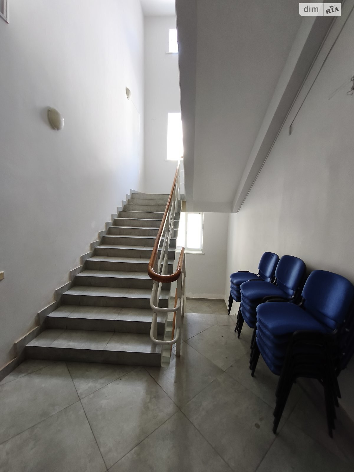 Аренда офисного помещения в Ужгороде, Чендея Ивана улица, помещений -, этаж - 1 фото 1 Аренда офисного помещения в Ужгороде, Чендея Ивана улица, помещений -, этаж - 1 фото 1