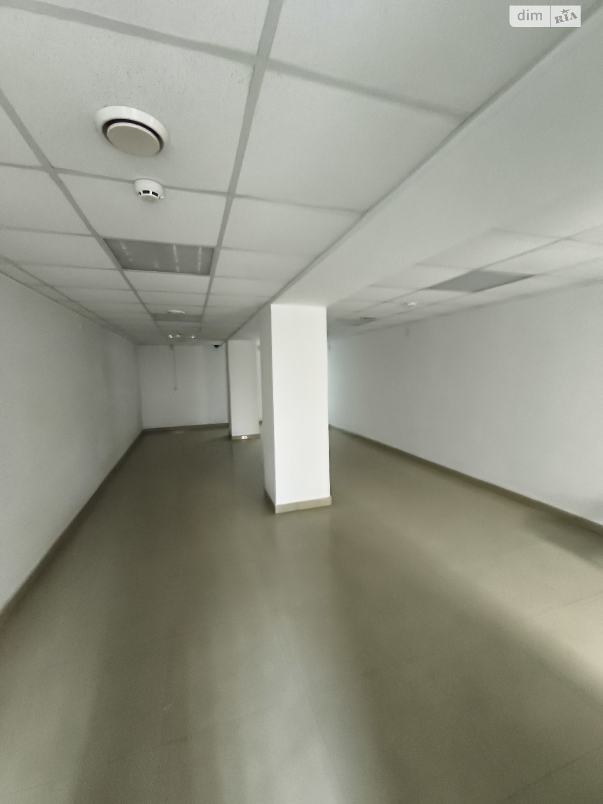 Аренда офисного помещения в Ужгороде, Чендея Ивана улица, помещений -, этаж - 1 фото 1 Аренда офисного помещения в Ужгороде, Чендея Ивана улица, помещений -, этаж - 1 фото 1