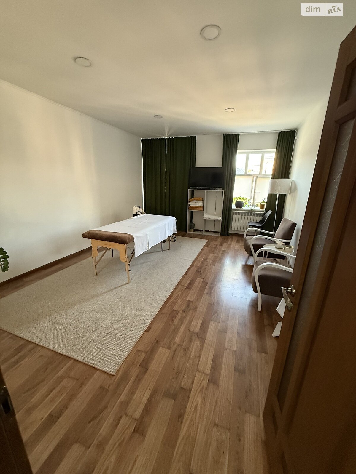 Аренда офисного помещения в Ужгороде, Фединца улица, помещений - 3, этаж - 2 фото 1