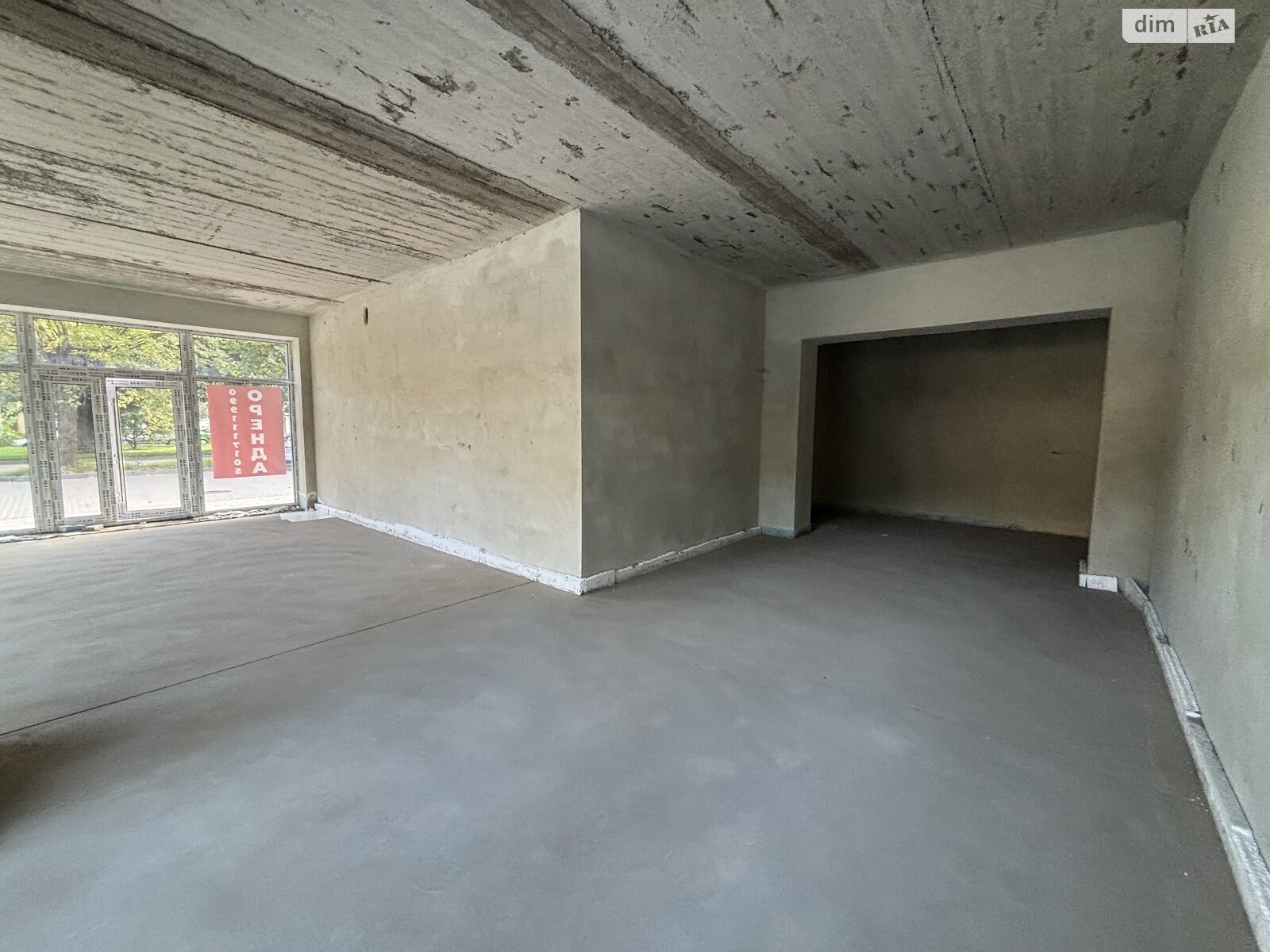 Аренда офисного помещения в Ужгороде, Капушанская (Победы) улица 168Г корпус 1, помещений - 2, этаж - 1 фото 1