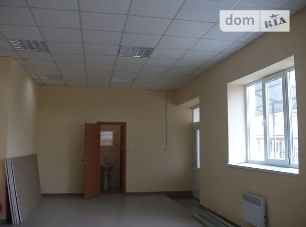 Аренда офисного помещения в Ужгороде, помещений - 1, этаж - 1 фото 1 Аренда офисного помещения в Ужгороде, помещений - 1, этаж - 1 фото 1