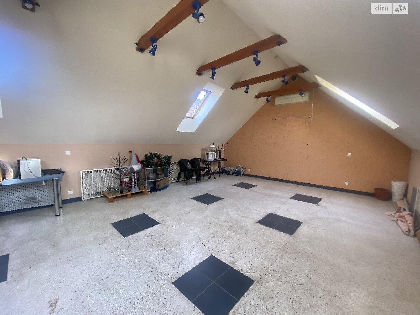 Аренда офисного помещения в Ужгороде, Украинская улица, помещений - 3, этаж - 2 фото 1