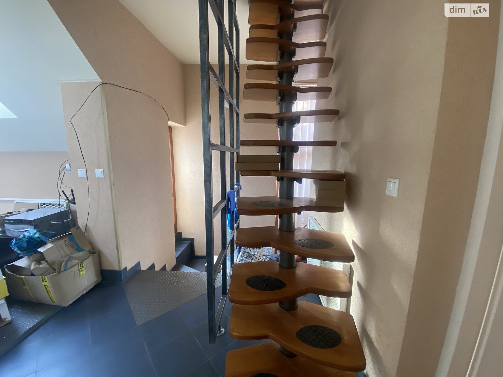 Аренда офисного помещения в Ужгороде, Украинская улица, помещений - 3, этаж - 2 фото 1