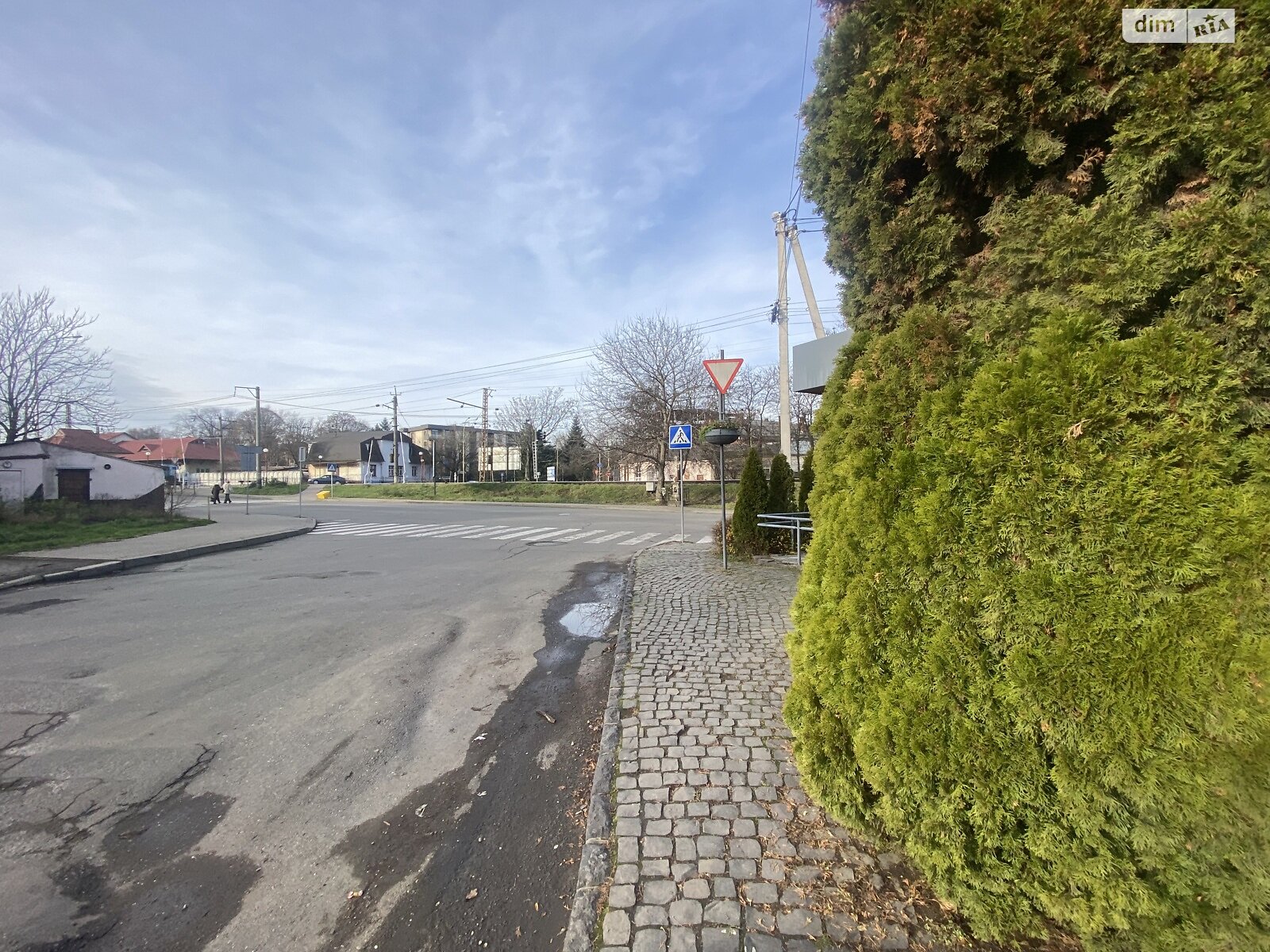 Аренда офисного помещения в Ужгороде, Украинская улица, помещений - 3, этаж - 2 фото 1