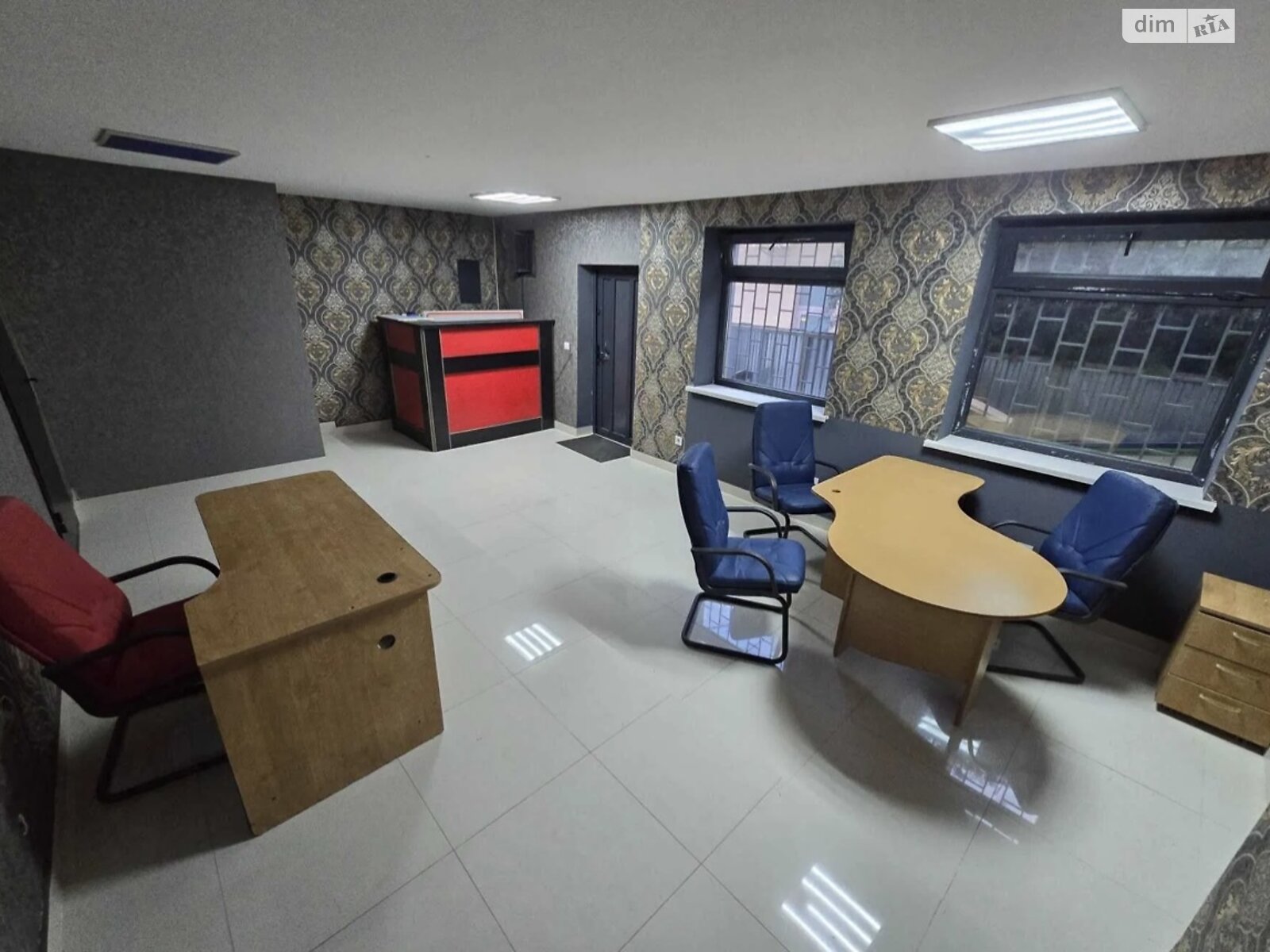 Аренда офисного помещения в Ужгороде, Фединца улица, помещений - 1, этаж - 1 фото 1 Аренда офисного помещения в Ужгороде, Фединца улица, помещений - 1, этаж - 1 фото 1