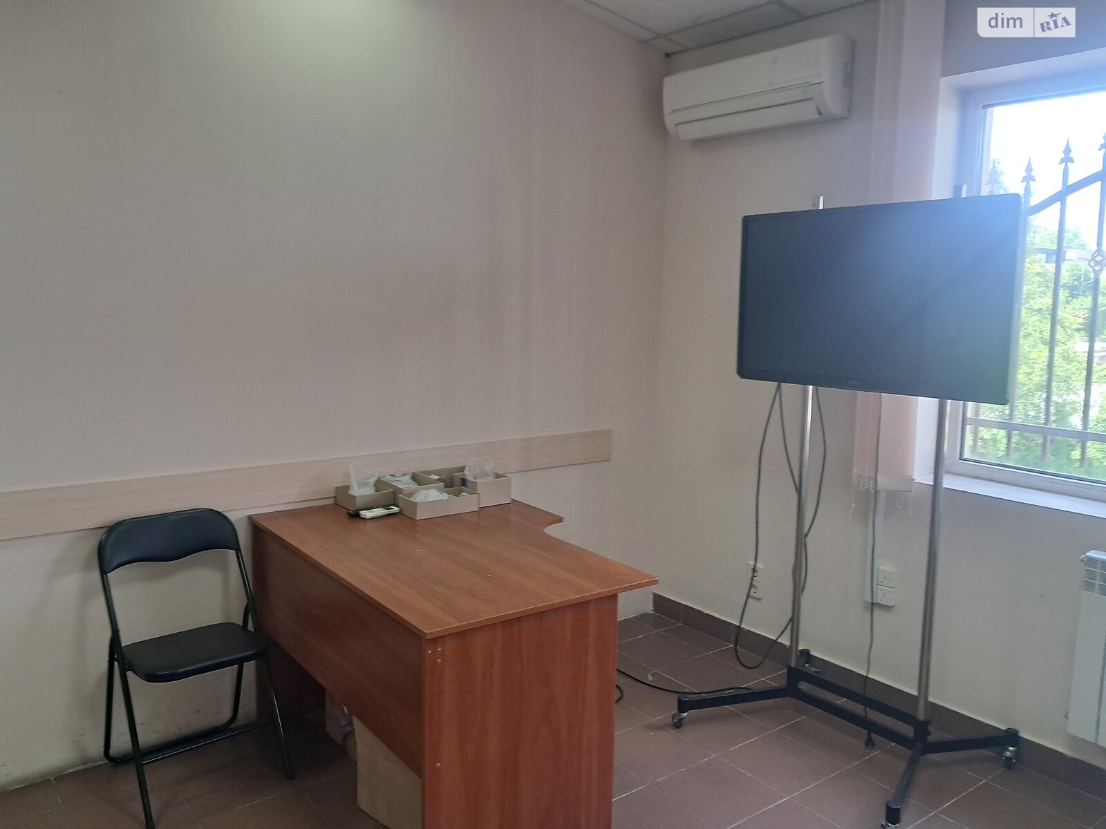 Оренда офісного приміщення в Ужгороді, Льва Толстого вулиця, приміщень - 2, поверх - 2 фото 1 Оренда офісного приміщення в Ужгороді, Льва Толстого вулиця, приміщень - 2, поверх - 2 фото 1