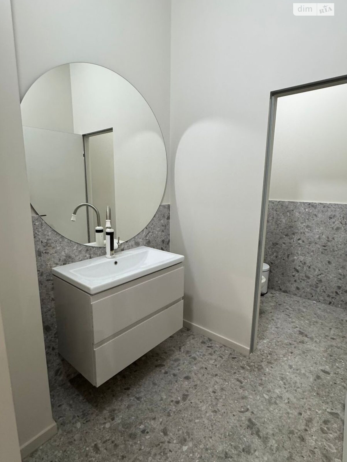 Аренда офисного помещения в Ужгороде, Подгорная улица, помещений - 2, этаж - 1 фото 1