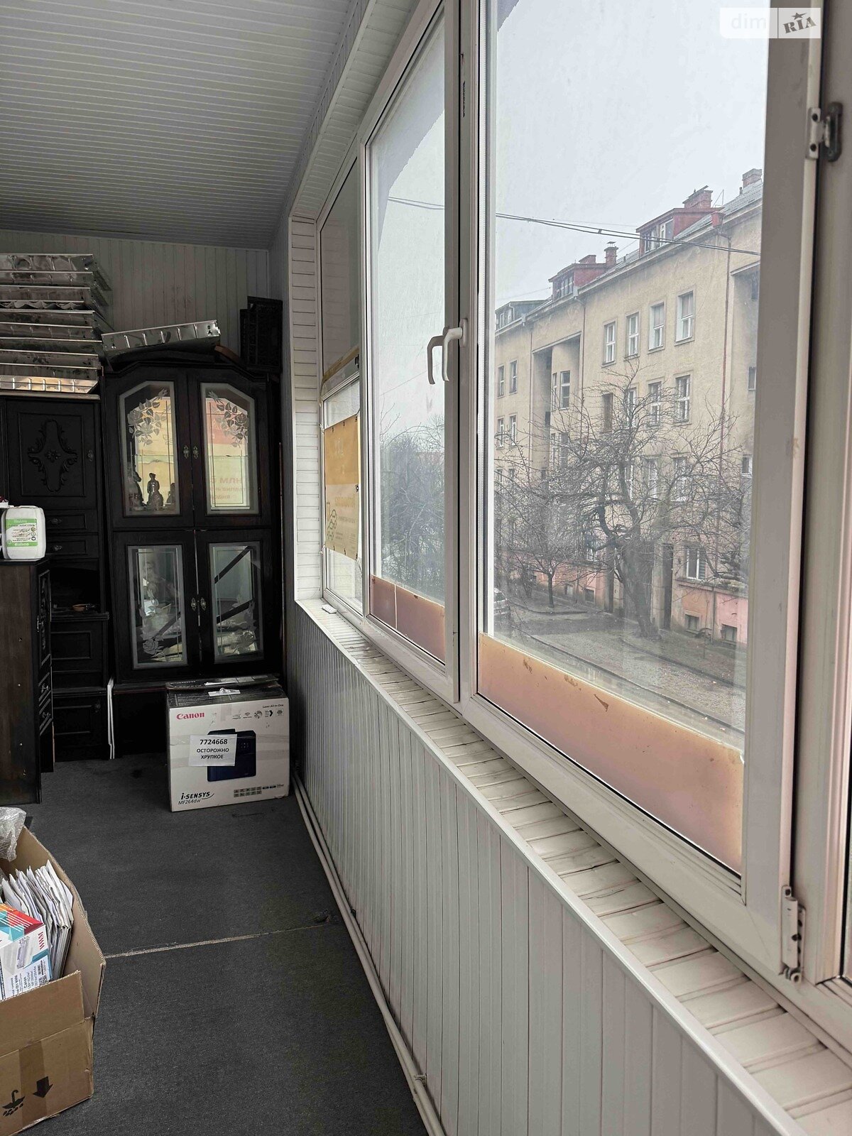 Оренда офісного приміщення в Ужгороді, Володимира Гошовського (Боженка) вулиця, приміщень - 3, поверх - 2 фото 1 Оренда офісного приміщення в Ужгороді, Володимира Гошовського (Боженка) вулиця, приміщень - 3, поверх - 2 фото 1