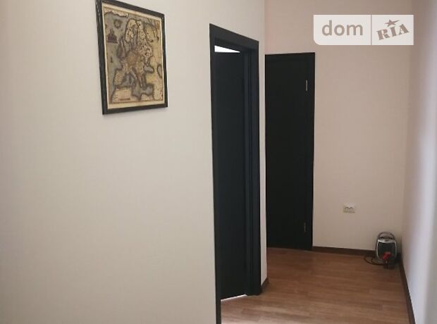 Аренда офисного помещения в Ужгороде, Волошина улица, помещений - 3, этаж - 2 фото 1 Аренда офисного помещения в Ужгороде, Волошина улица, помещений - 3, этаж - 2 фото 1