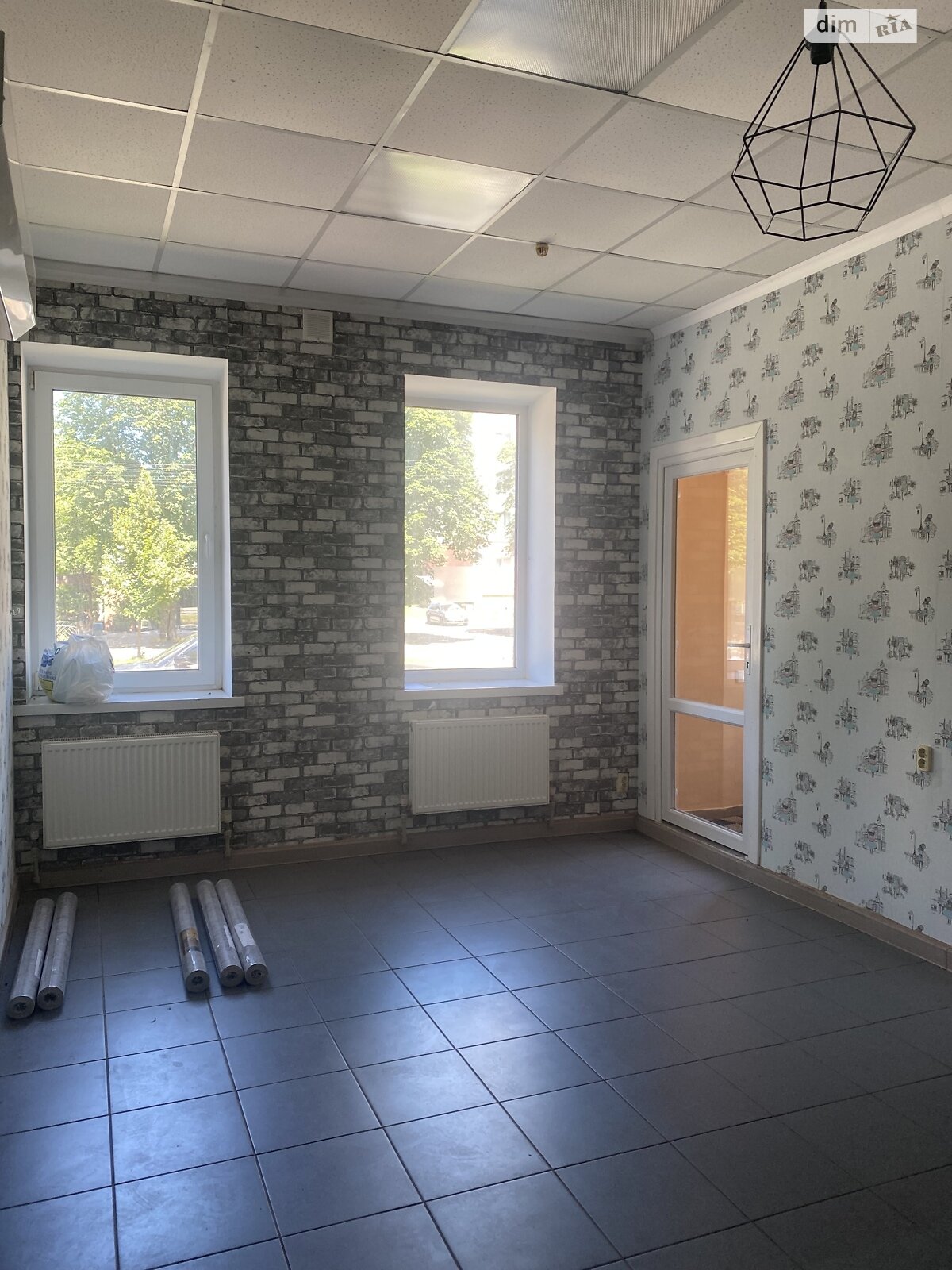 Оренда офісного приміщення в Вінниці, Антонова Олега вулиця, приміщень - 1, поверх - 1 фото 1 Оренда офісного приміщення в Вінниці, Антонова Олега вулиця, приміщень - 1, поверх - 1 фото 1
