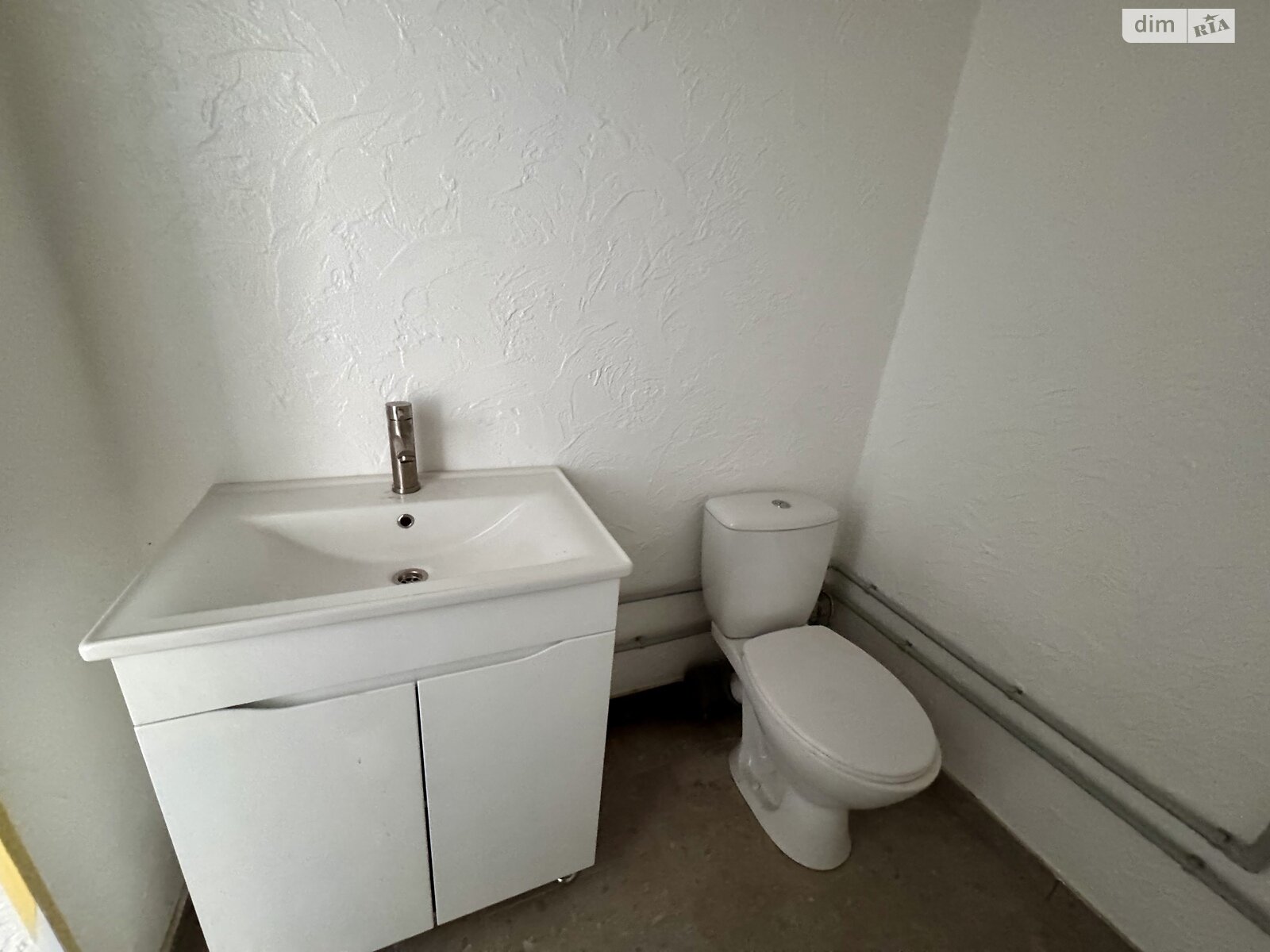 Оренда офісного приміщення в Вінниці, Юзвинська вулиця 1, приміщень - 1, поверх - 2 фото 1 Оренда офісного приміщення в Вінниці, Юзвинська вулиця 1, приміщень - 1, поверх - 2 фото 1