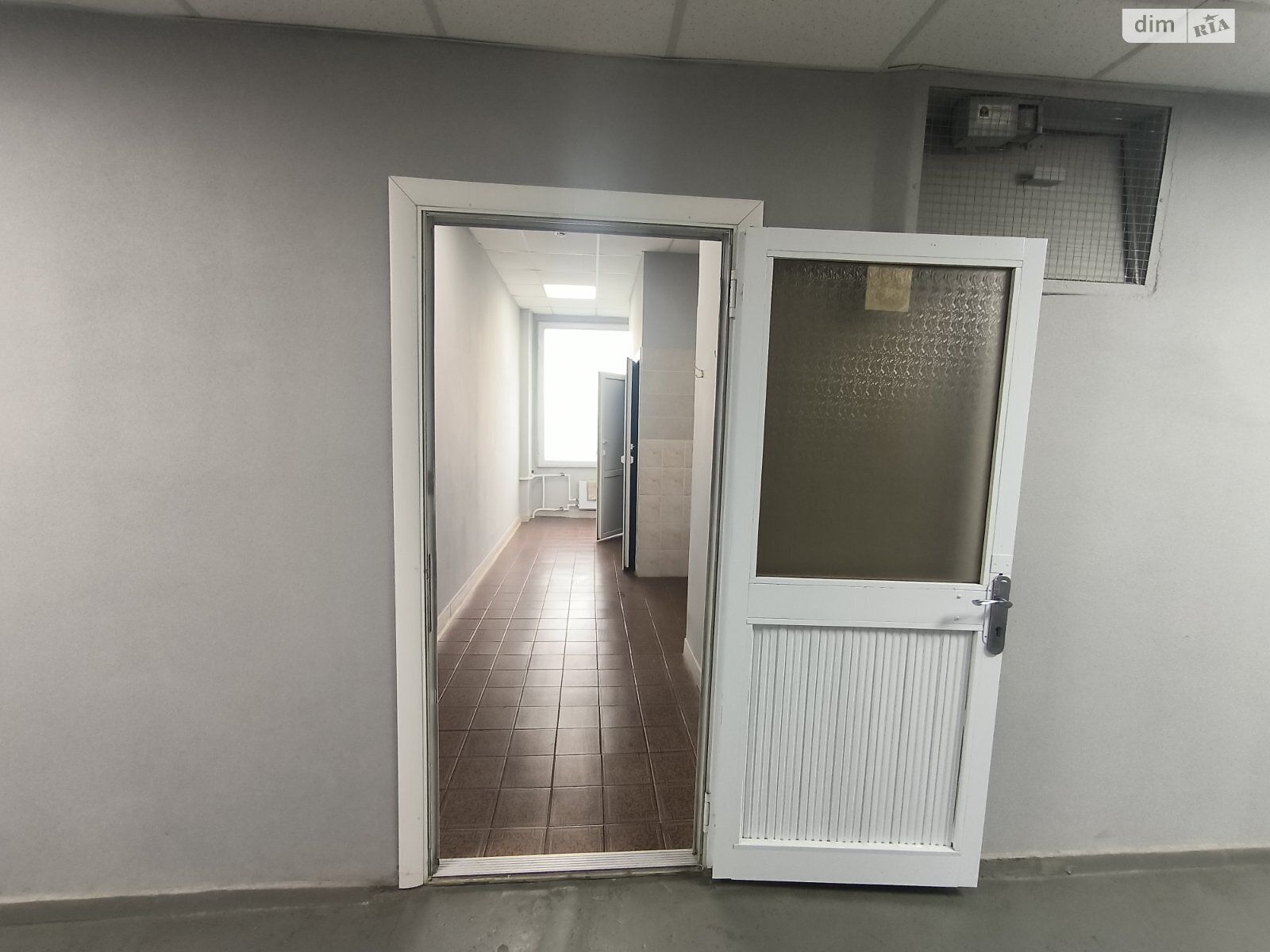 Оренда офісного приміщення в Вінниці, Хмельницьке шосе 105Б, приміщень - 1, поверх - 12 фото 1 Оренда офісного приміщення в Вінниці, Хмельницьке шосе 105Б, приміщень - 1, поверх - 12 фото 1