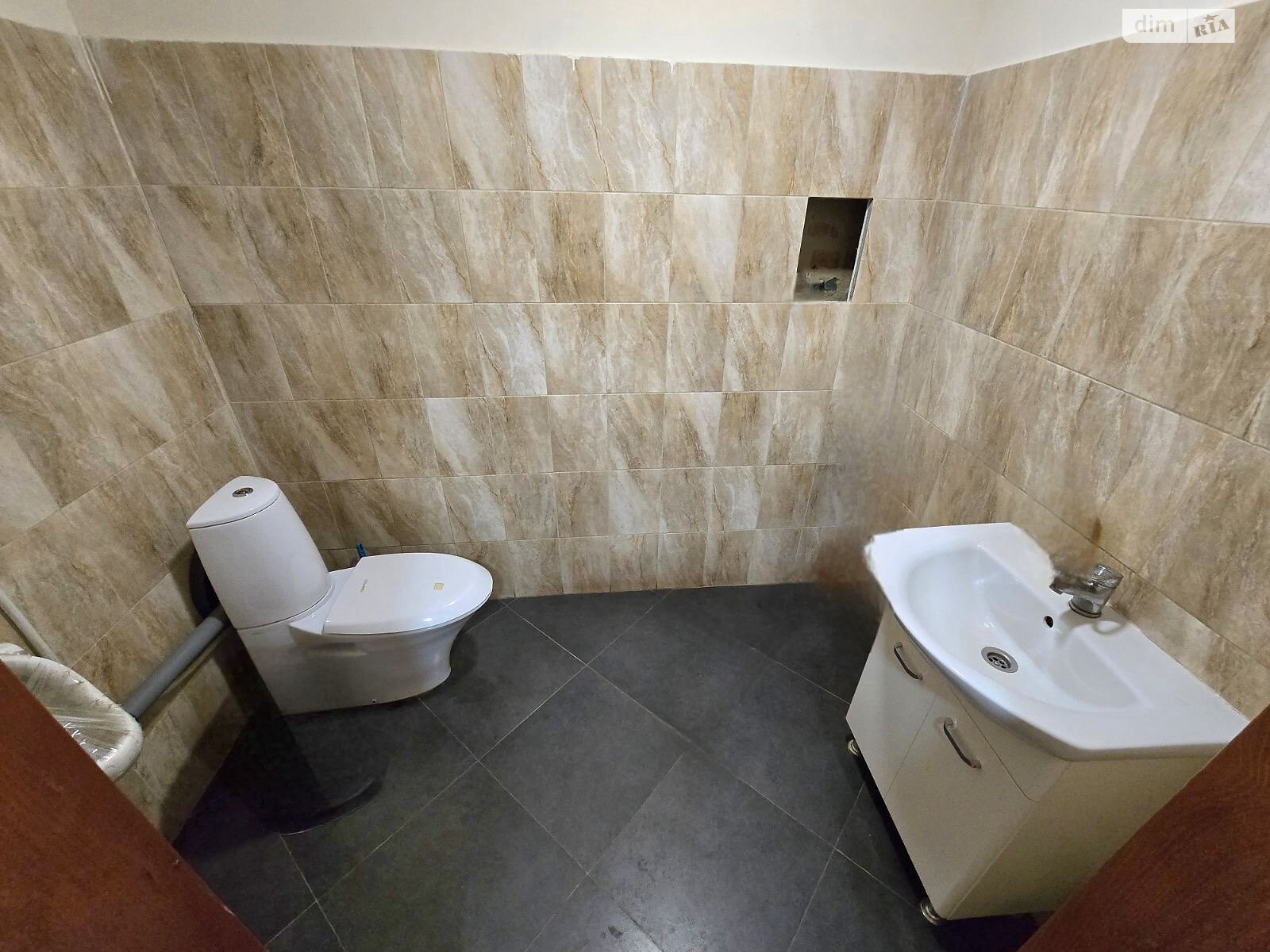 Оренда офісного приміщення в Вінниці, Гетьмана Мазепи (Чехова) вулиця 29, приміщень - 1, поверх - 2 фото 1