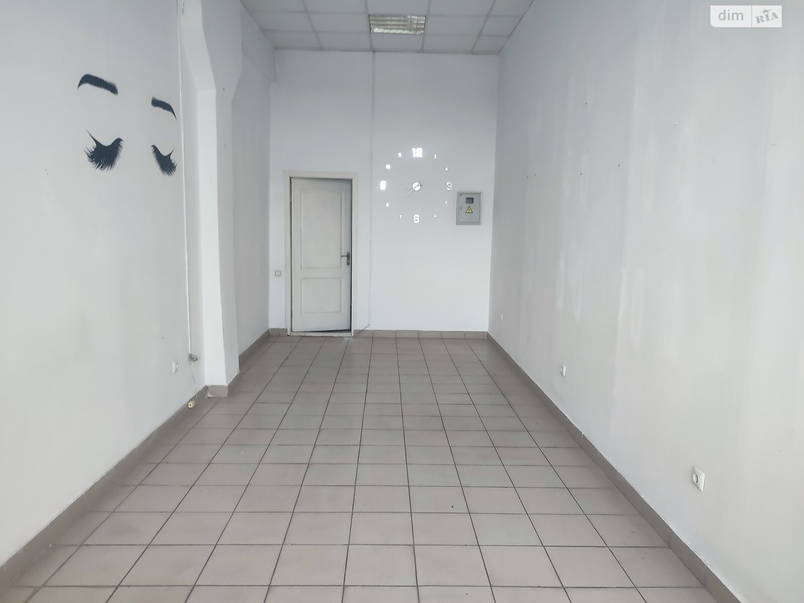 Оренда офісного приміщення в Вінниці, Київська вулиця, приміщень - 1, поверх - 3 фото 1 Оренда офісного приміщення в Вінниці, Київська вулиця, приміщень - 1, поверх - 3 фото 1