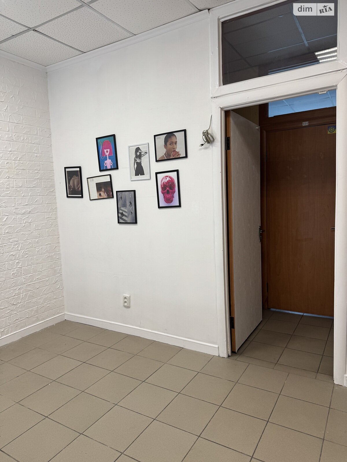 Оренда офісного приміщення в Вінниці, Коцюбинського проспект 20, приміщень - 1, поверх - 4 фото 1 Оренда офісного приміщення в Вінниці, Коцюбинського проспект 20, приміщень - 1, поверх - 4 фото 1
