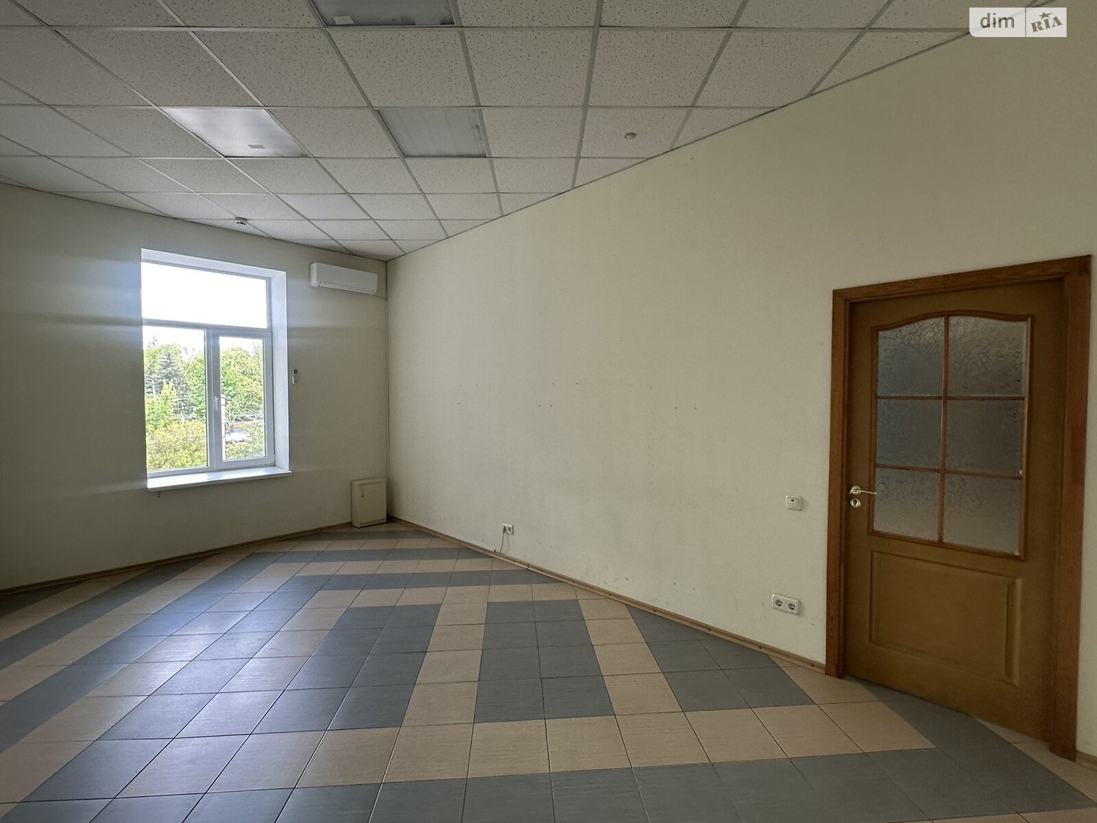 Оренда офісного приміщення в Вінниці, Соборна вулиця 58, приміщень - 5, поверх - 3 фото 1 Оренда офісного приміщення в Вінниці, Соборна вулиця 58, приміщень - 5, поверх - 3 фото 1