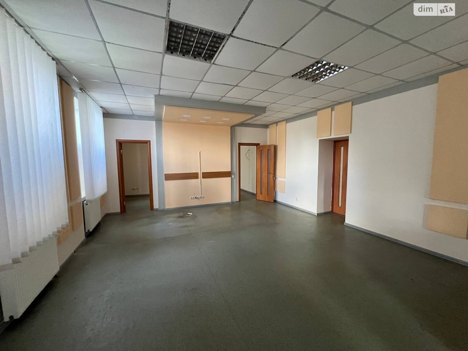 Оренда офісного приміщення в Вінниці, Георгія Нарбута (Грибоєдова) провулок 10, приміщень - 6, поверх - 1 фото 1 Оренда офісного приміщення в Вінниці, Георгія Нарбута (Грибоєдова) провулок 10, приміщень - 6, поверх - 1 фото 1