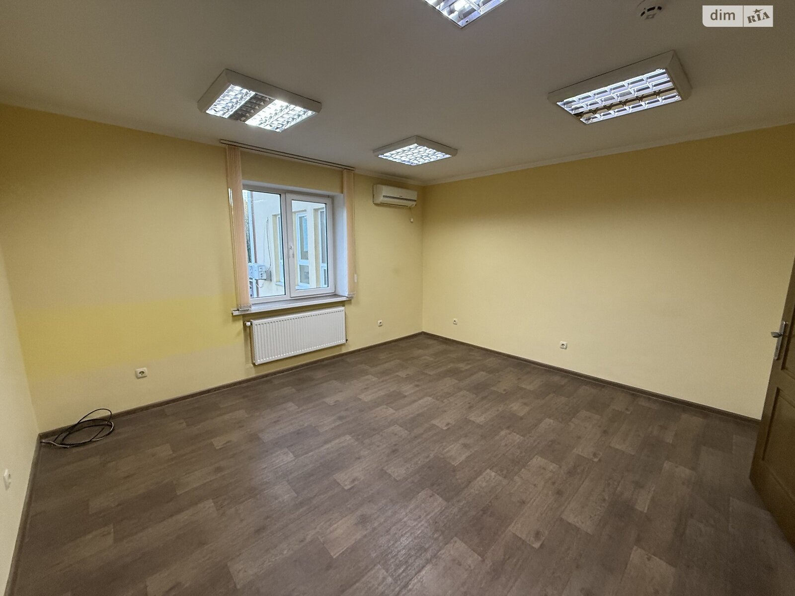 Оренда офісного приміщення в Вінниці, Цегельний провулок, приміщень - 4, поверх - 2 фото 1 Оренда офісного приміщення в Вінниці, Цегельний провулок, приміщень - 4, поверх - 2 фото 1