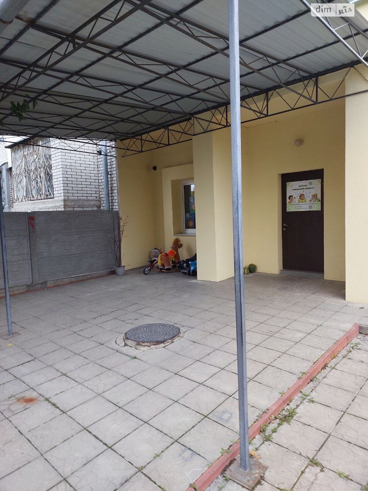 Аренда офисного помещения в Виннице, Академическая улица 54, помещений -, этаж - 1 фото 1