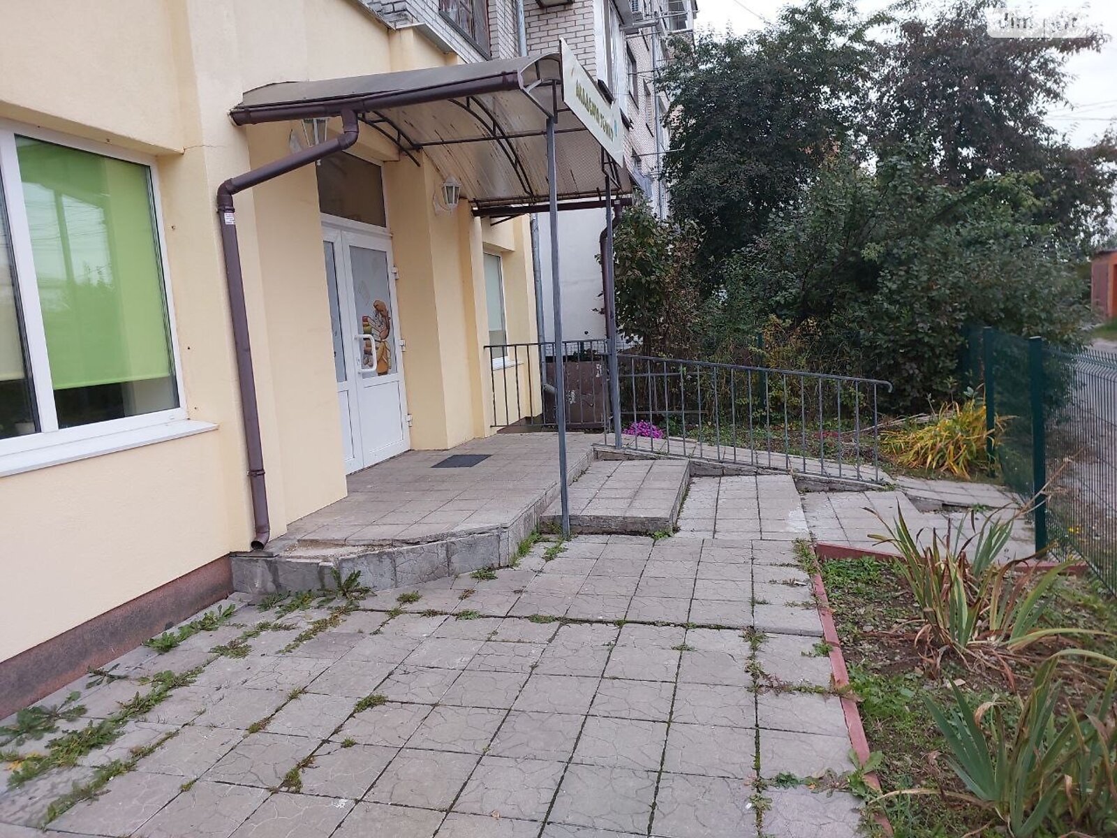 Аренда офисного помещения в Виннице, Академическая улица 54, помещений -, этаж - 1 фото 1