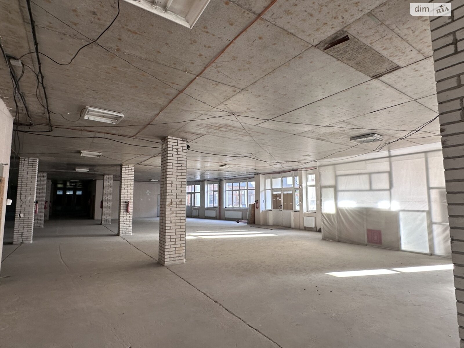Оренда офісного приміщення в Вінниці, Князів Коріатовичів (Свердлова) вулиця, приміщень - 4, поверх - 1 фото 1
