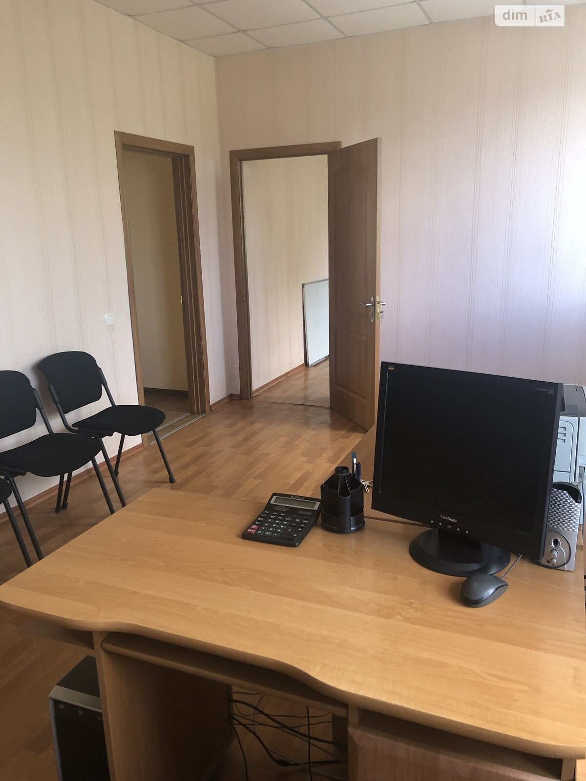 Оренда офісного приміщення в Вінниці, Олексія Миргородського (Черняховського) вулиця, приміщень - 6, поверх - 3 фото 1