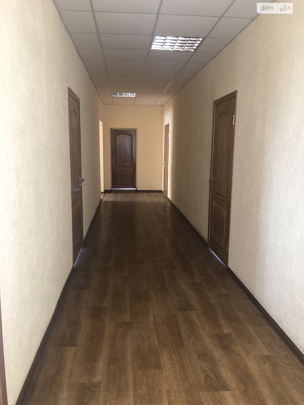 Оренда офісного приміщення в Вінниці, Олексія Миргородського (Черняховського) вулиця, приміщень - 6, поверх - 3 фото 1