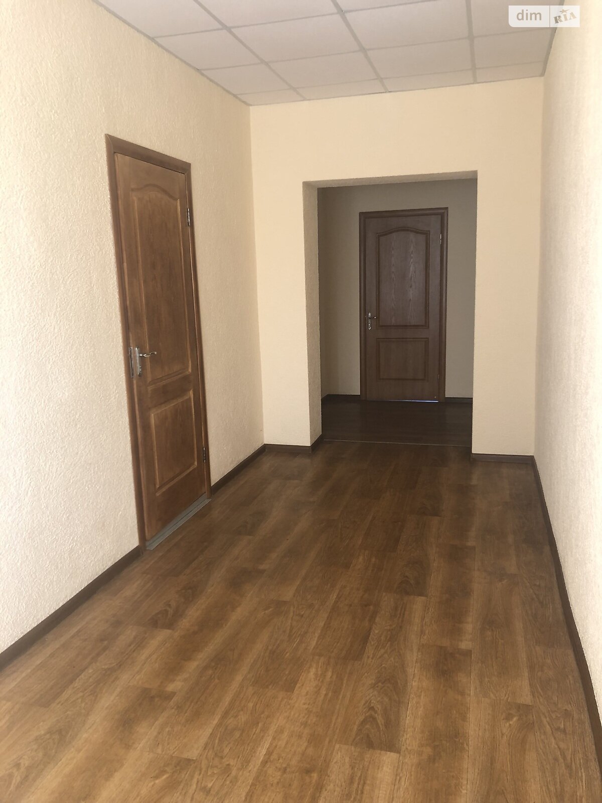 Оренда офісного приміщення в Вінниці, Олексія Миргородського (Черняховського) вулиця, приміщень - 6, поверх - 3 фото 1