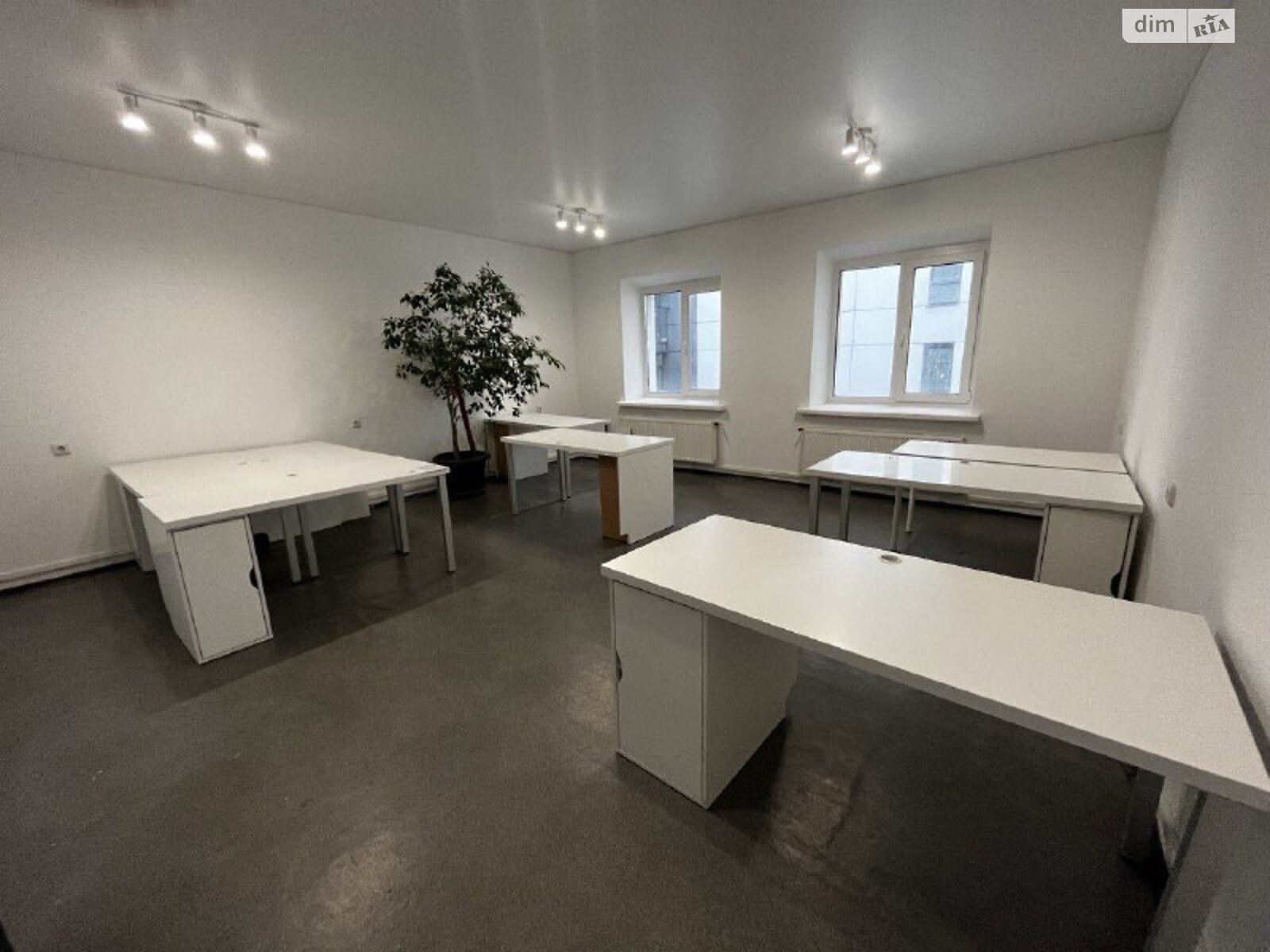 Аренда офисного помещения в Виннице, 600-летия улица 1, помещений - 1, этаж - 3 фото 1 Аренда офисного помещения в Виннице, 600-летия улица 1, помещений - 1, этаж - 3 фото 1