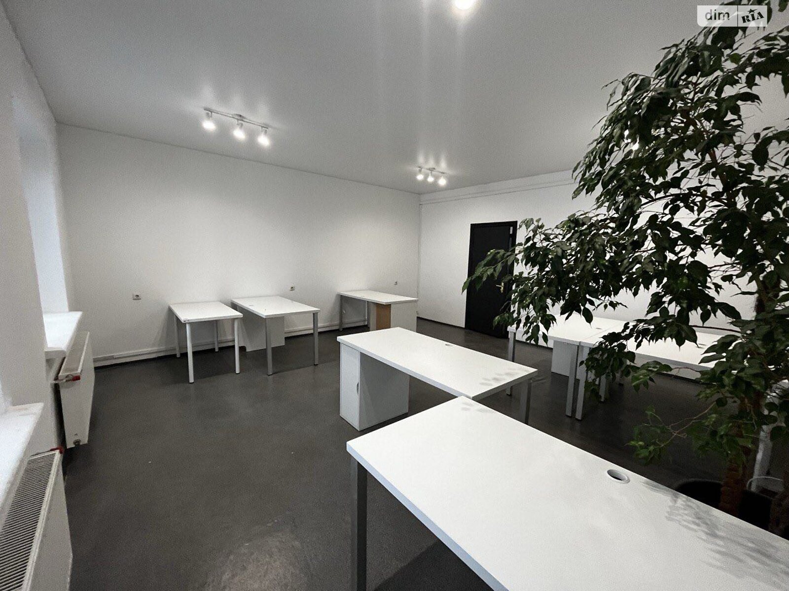 Аренда офисного помещения в Виннице, 600-летия улица 1, помещений - 1, этаж - 3 фото 1 Аренда офисного помещения в Виннице, 600-летия улица 1, помещений - 1, этаж - 3 фото 1
