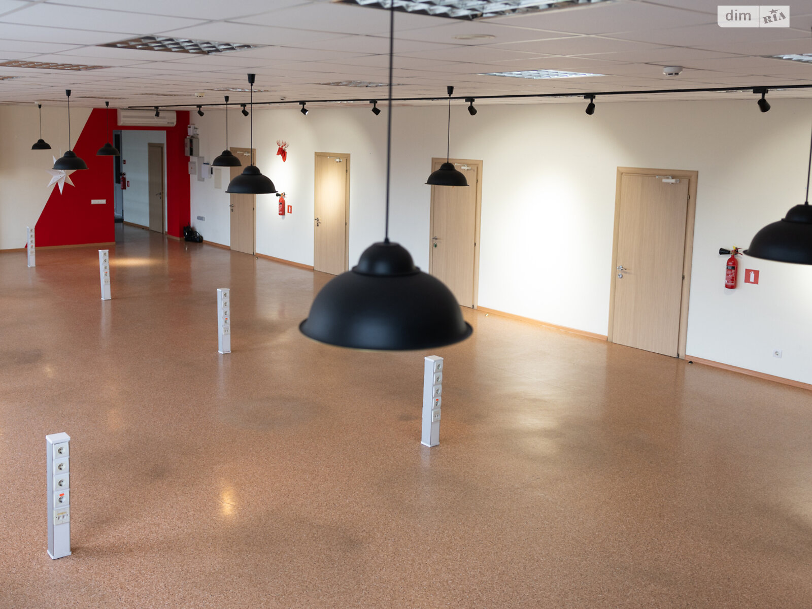 Оренда офісного приміщення в Вінниці, Хмельницьке шосе 25А, приміщень - 5, поверх - 3 фото 1 Оренда офісного приміщення в Вінниці, Хмельницьке шосе 25А, приміщень - 5, поверх - 3 фото 1