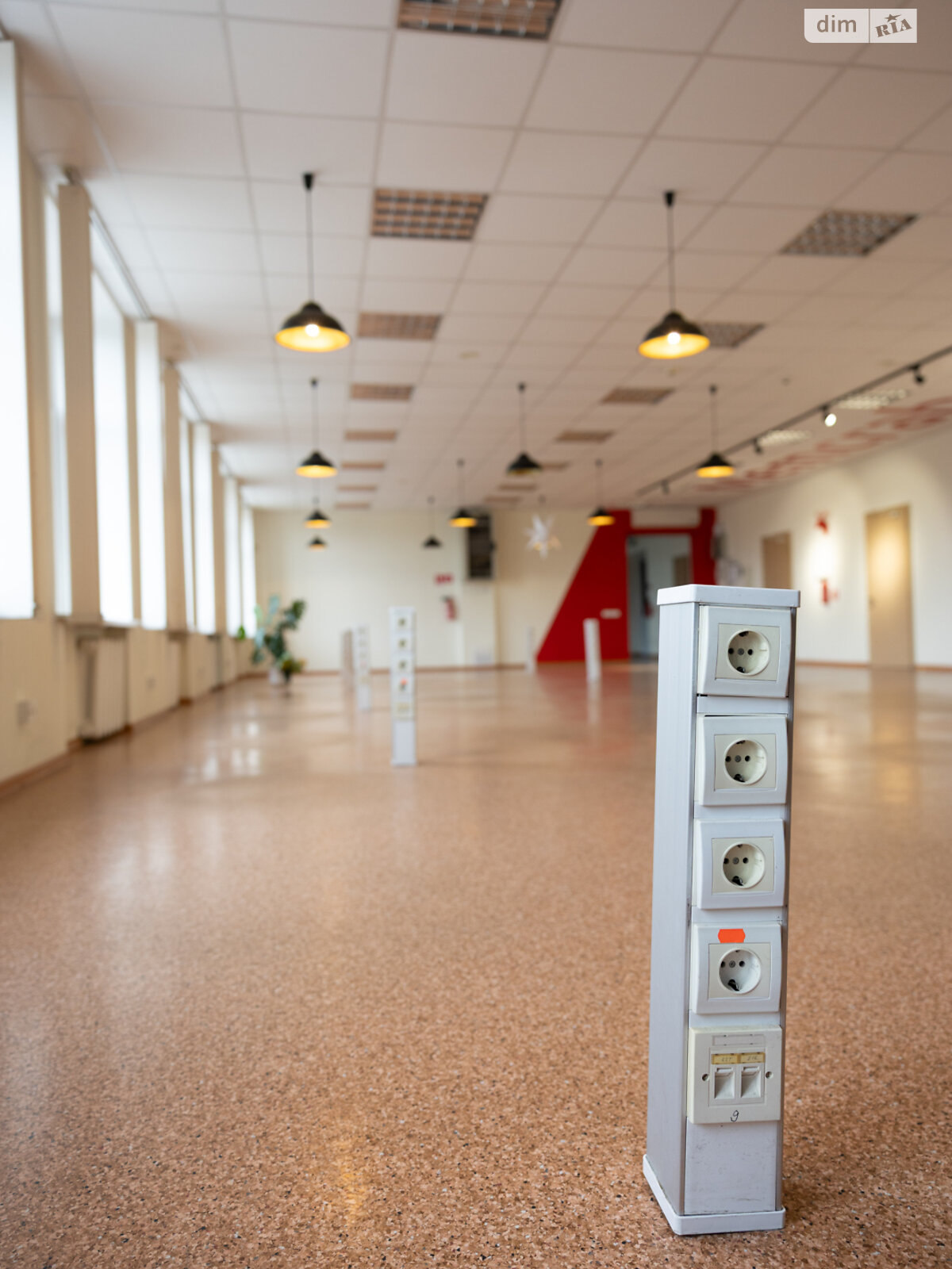 Оренда офісного приміщення в Вінниці, Хмельницьке шосе 25А, приміщень - 5, поверх - 3 фото 1 Оренда офісного приміщення в Вінниці, Хмельницьке шосе 25А, приміщень - 5, поверх - 3 фото 1