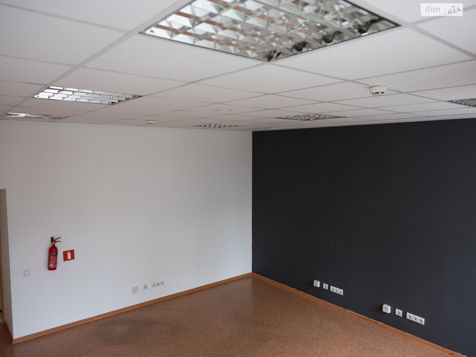 Оренда офісного приміщення в Вінниці, Хмельницьке шосе 25А, приміщень - 5, поверх - 3 фото 1 Оренда офісного приміщення в Вінниці, Хмельницьке шосе 25А, приміщень - 5, поверх - 3 фото 1