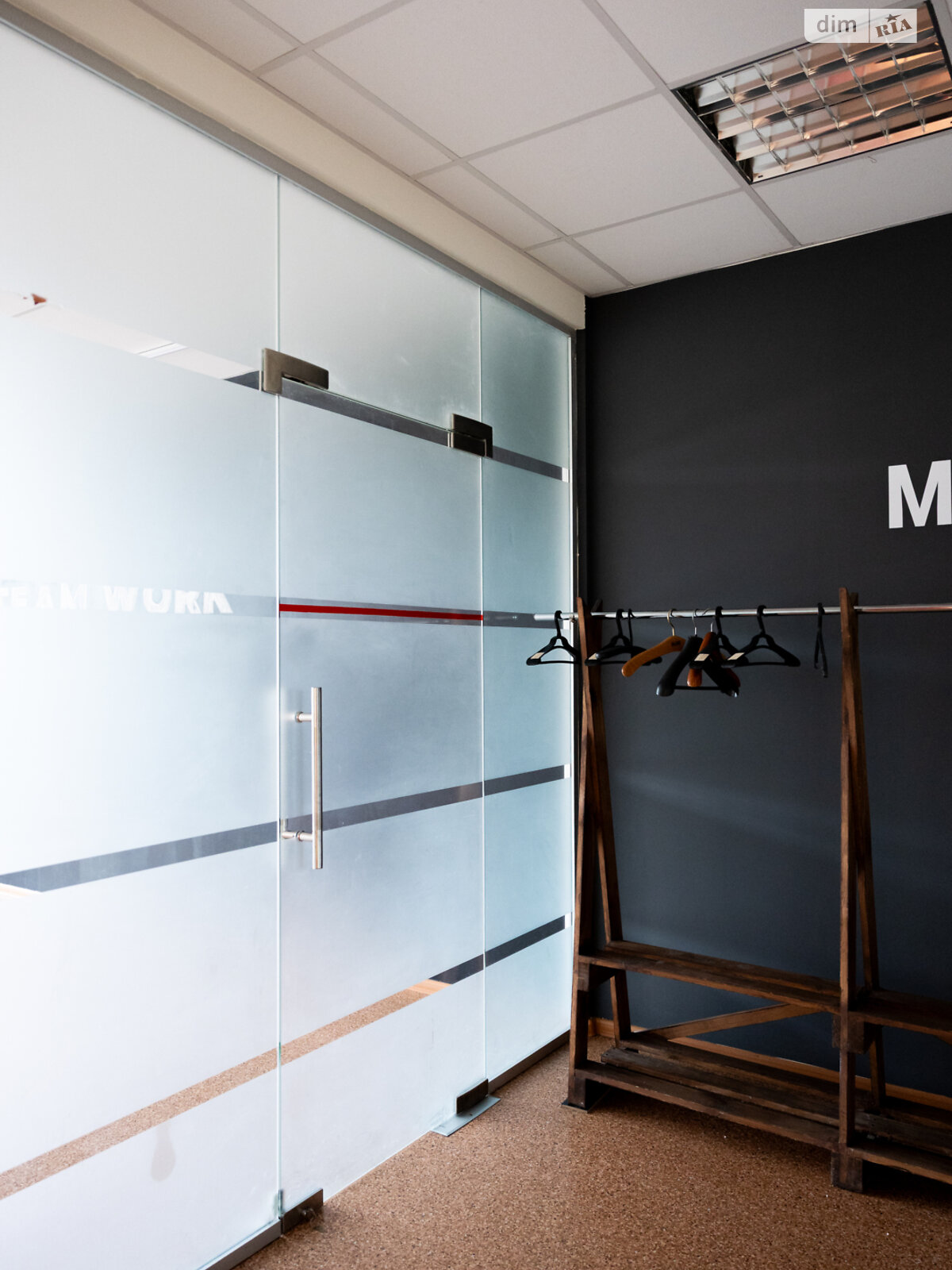 Оренда офісного приміщення в Вінниці, Хмельницьке шосе 25А, приміщень - 5, поверх - 3 фото 1 Оренда офісного приміщення в Вінниці, Хмельницьке шосе 25А, приміщень - 5, поверх - 3 фото 1