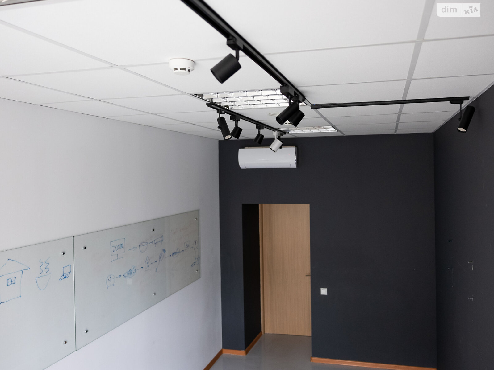 Оренда офісного приміщення в Вінниці, Хмельницьке шосе 25А, приміщень - 5, поверх - 3 фото 1 Оренда офісного приміщення в Вінниці, Хмельницьке шосе 25А, приміщень - 5, поверх - 3 фото 1