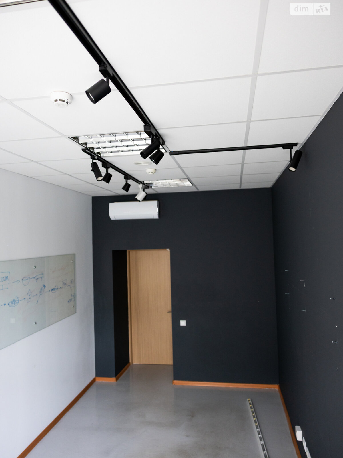 Оренда офісного приміщення в Вінниці, Хмельницьке шосе 25А, приміщень - 5, поверх - 3 фото 1 Оренда офісного приміщення в Вінниці, Хмельницьке шосе 25А, приміщень - 5, поверх - 3 фото 1