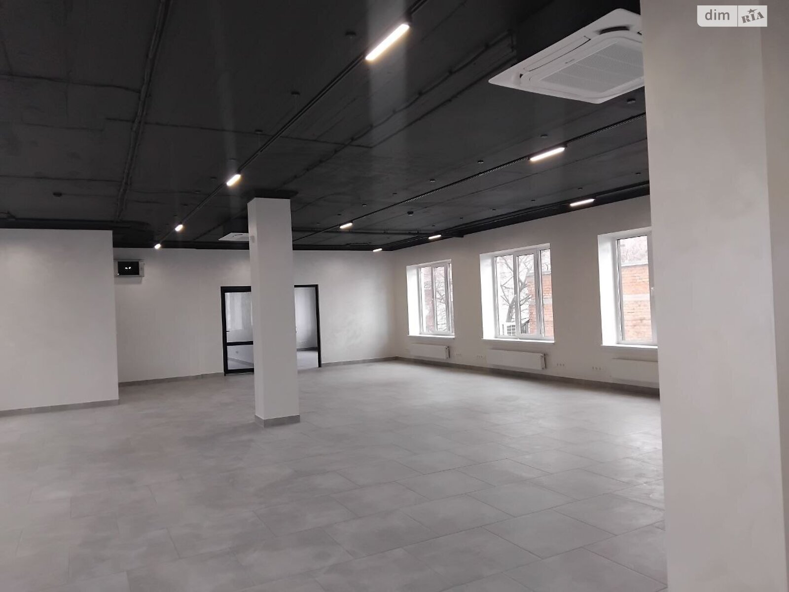 Аренда офисного помещения в Виннице, Соборная улица, помещений - 1, этаж - 2 фото 1
