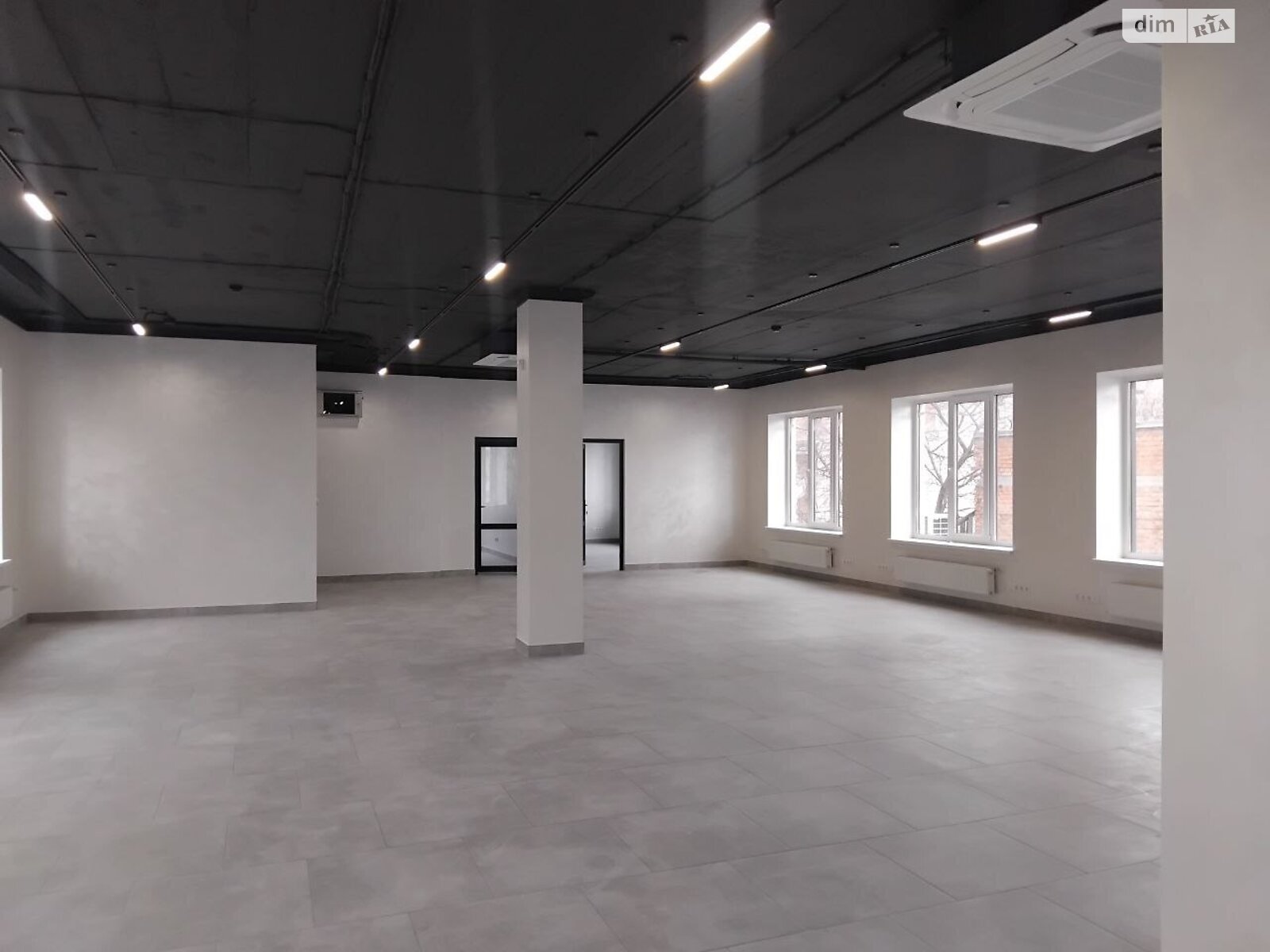 Аренда офисного помещения в Виннице, Соборная улица, помещений - 1, этаж - 2 фото 1