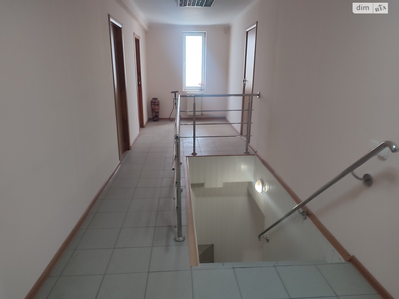 Аренда офисного помещения в Виннице, Гетмана Мазепы (Чехова) улица, помещений - 2, этаж - 3 фото 1 Аренда офисного помещения в Виннице, Гетмана Мазепы (Чехова) улица, помещений - 2, этаж - 3 фото 1