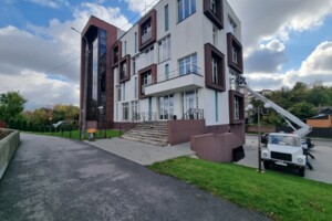 Аренда офисного помещения в Виннице, Евгения Коновальца (Глеба Успенского) улица 46, помещений - 2, этаж - 1 фото 2 Аренда офисного помещения в Виннице, Евгения Коновальца (Глеба Успенского) улица 46, помещений - 2, этаж - 1 фото 2