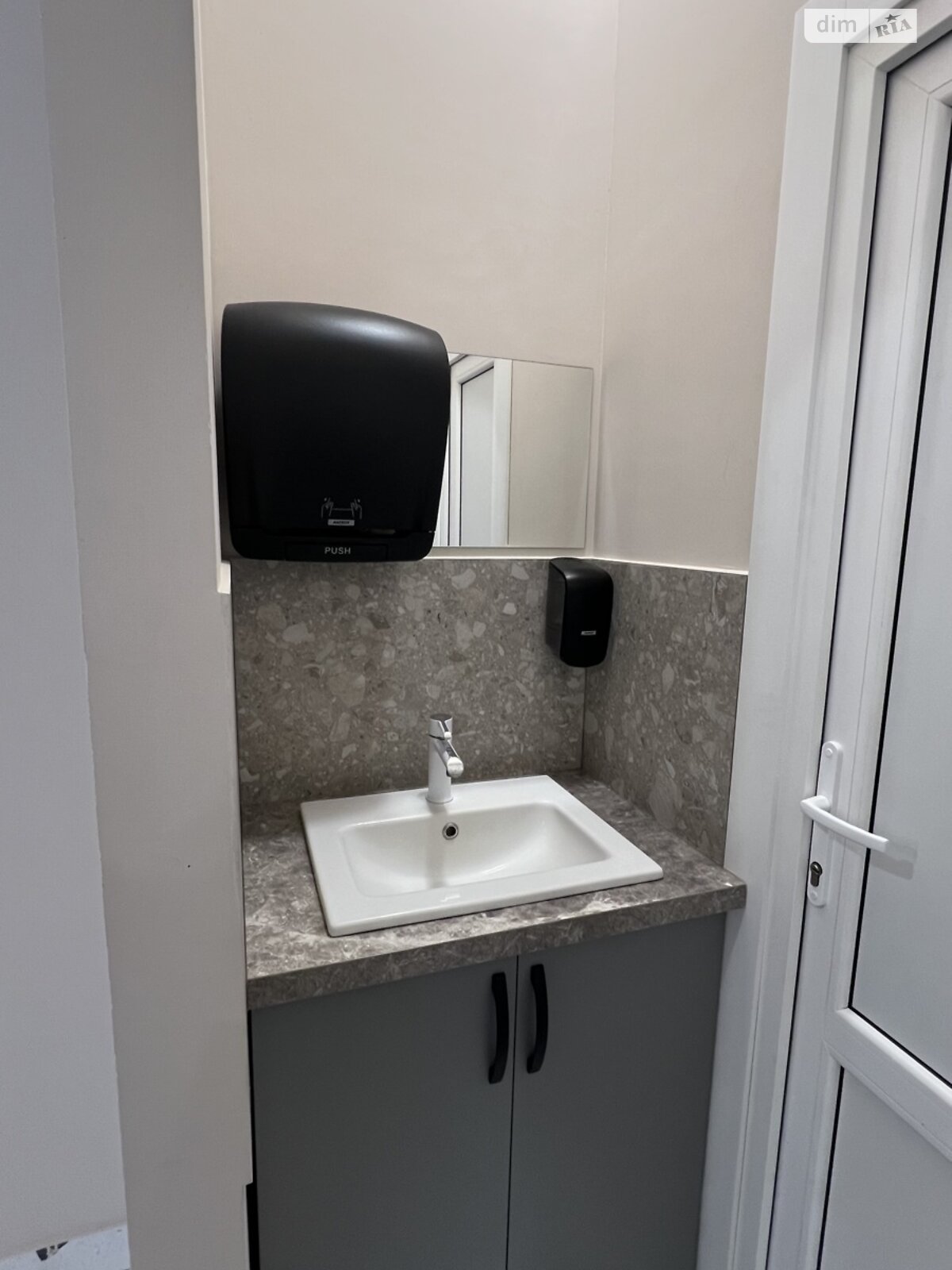 Аренда офисного помещения в Виннице, Костя Широцкого переулок 14, помещений - 1, этаж - 1 фото 1