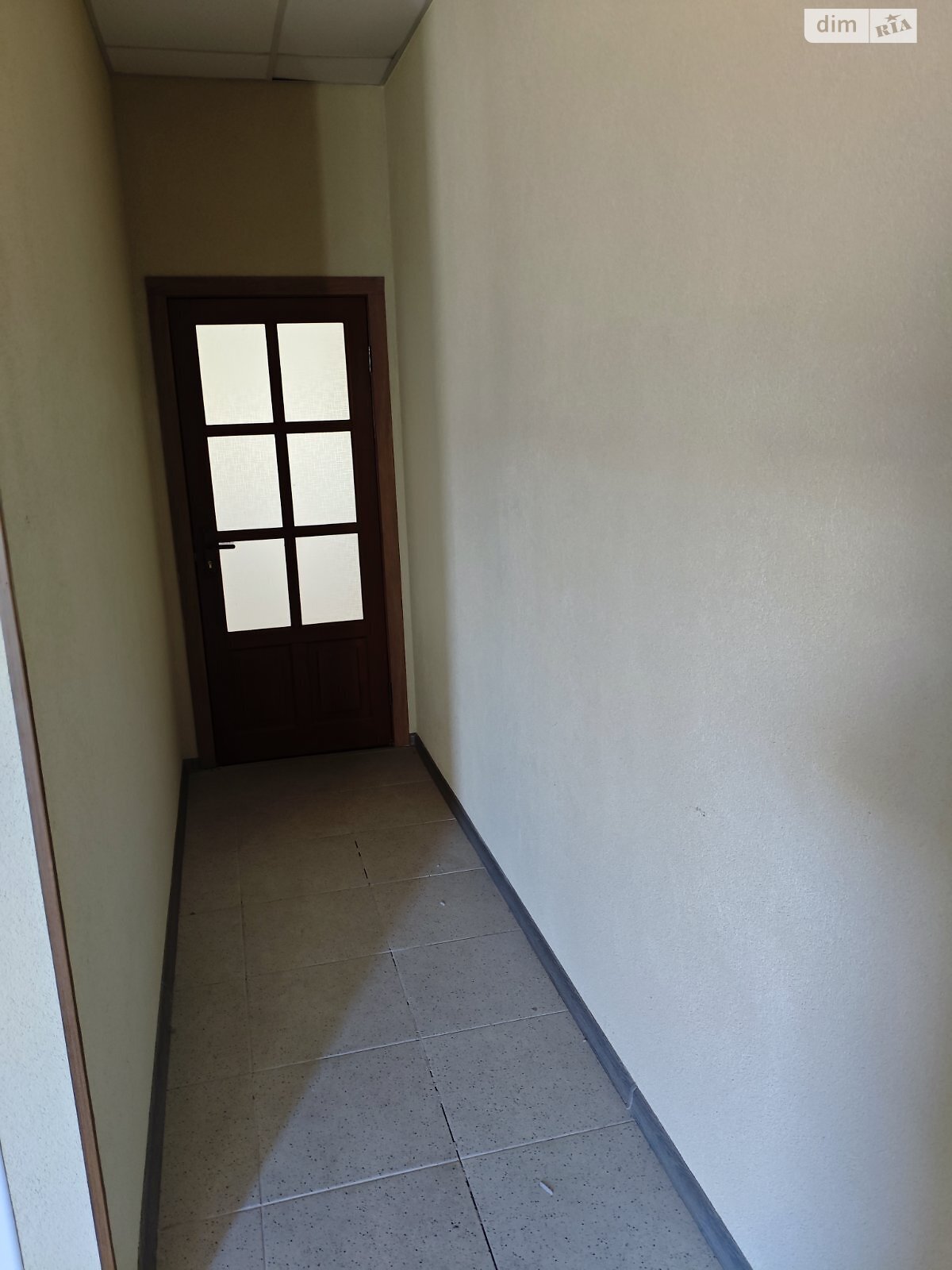 Оренда офісного приміщення в Зарванцях, Одеська вулиця, приміщень - 1, поверх - 1 фото 1 Оренда офісного приміщення в Зарванцях, Одеська вулиця, приміщень - 1, поверх - 1 фото 1