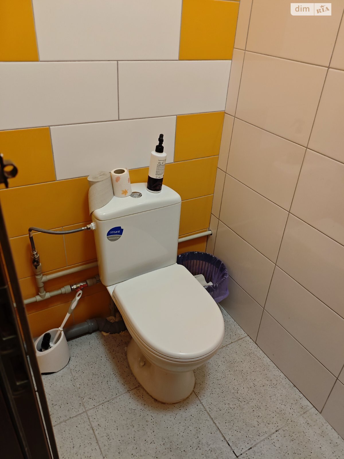 Оренда офісного приміщення в Зарванцях, Одеська вулиця, приміщень - 1, поверх - 1 фото 1 Оренда офісного приміщення в Зарванцях, Одеська вулиця, приміщень - 1, поверх - 1 фото 1