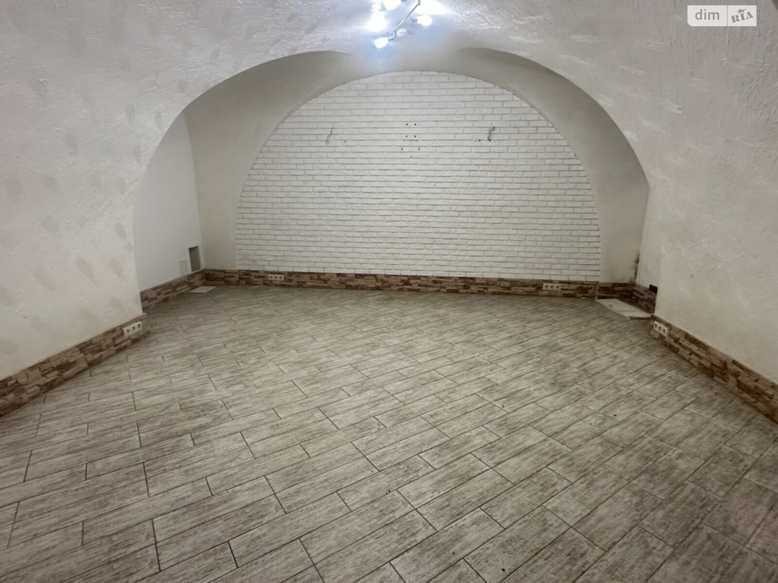 Оренда офісного приміщення в Вінниці, Монастирська вулиця 23/14, приміщень - 1, поверх - 1 фото 1